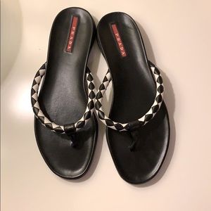 Prada leather sandal - pristine condition- Size 8